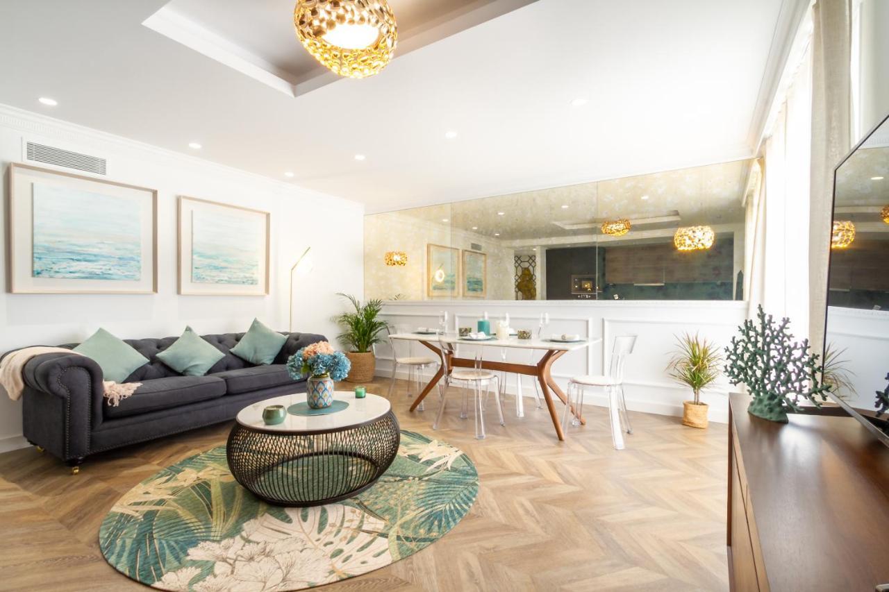 Marbella Banus Suites - Lily Playas Del Duque Banus Beach Apartment Exterior photo