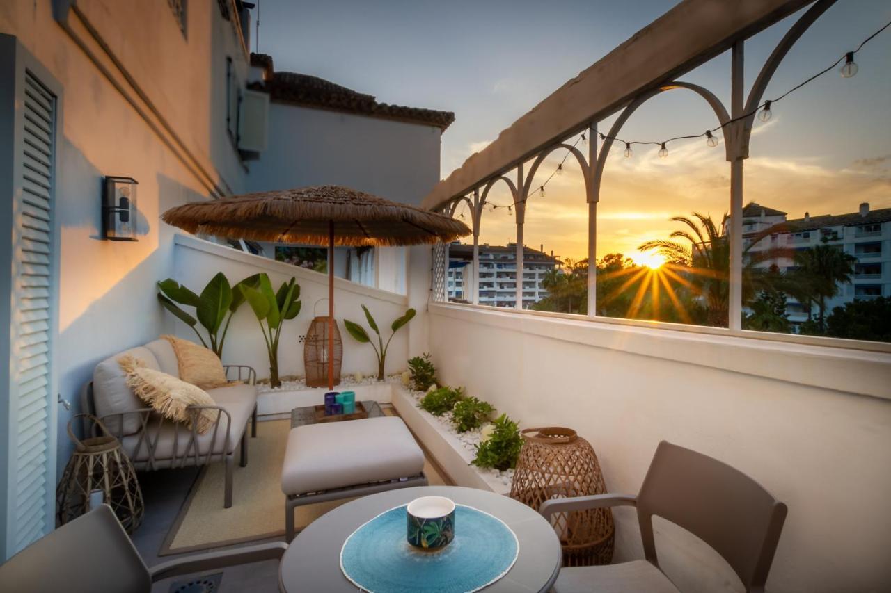 Marbella Banus Suites - Lily Playas Del Duque Banus Beach Apartment Exterior photo